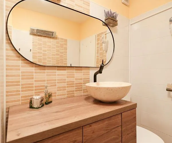 Days-panoramic City/sea View Apartman