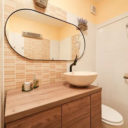 Days-panoramic City/sea View Appartement