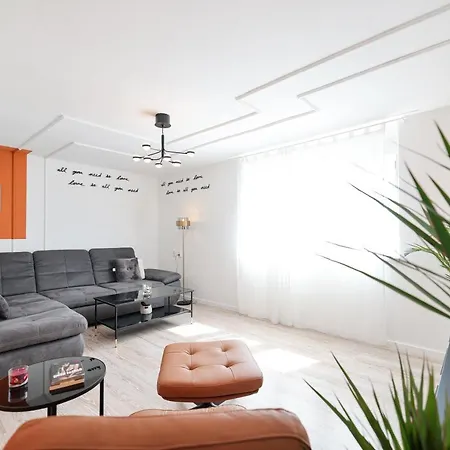 Apartment Days-panoramic City/sea View *